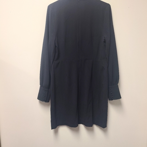 Gently worn TOPHOP All Black Long Sleeve Round Neck Fit & Flare Dress-Size 8 - Picture 4 of 6